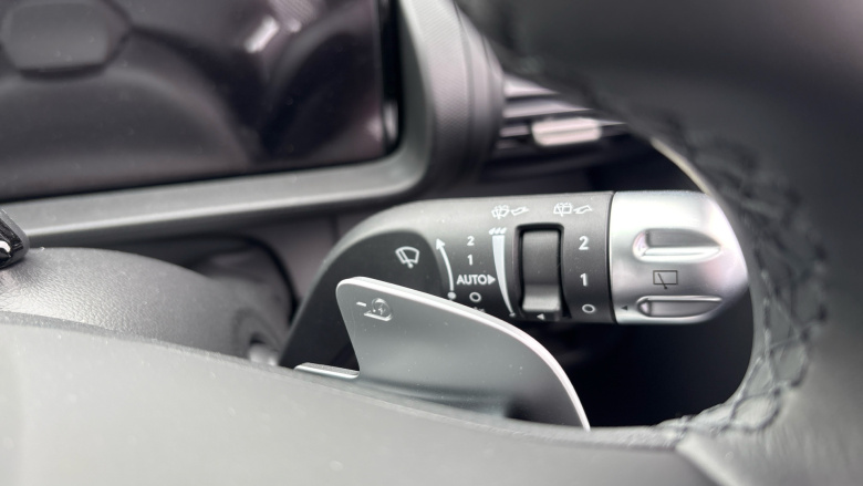 Hyundai INSTER 71kW 01 42kWh 5dr Auto Electric Hatchback